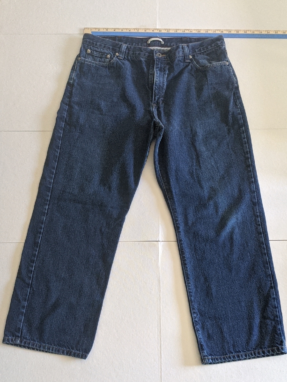 LL Bean Men's Natural Fit Straight-Leg Jeans 36x30 in Dark Blue